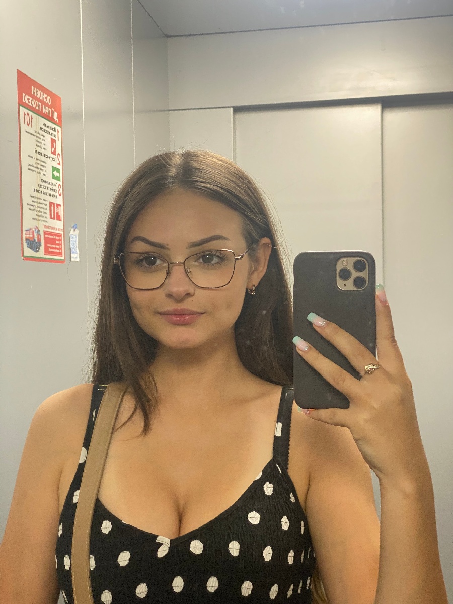 Sexy model Stacy in Chengdu